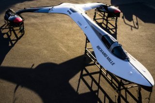 Le "bateau" fait 10,5 mètres de long et 7,5 mètres de large.